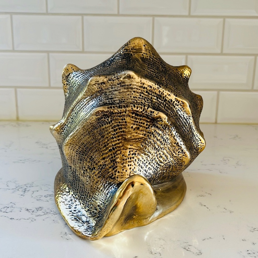 Place & Time Large Ceramic Conch Shell Gold - Picture 7 of 15